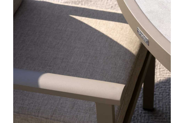 Samvaro Havestol m/armlæn - Beige