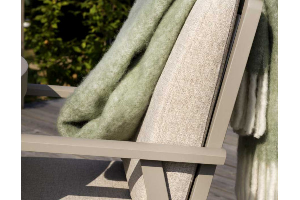 Samvaro Havestol m/armlæn - Beige