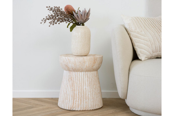 Bolette Sidebord m/riller - Ø37 x 43 cm - Natur