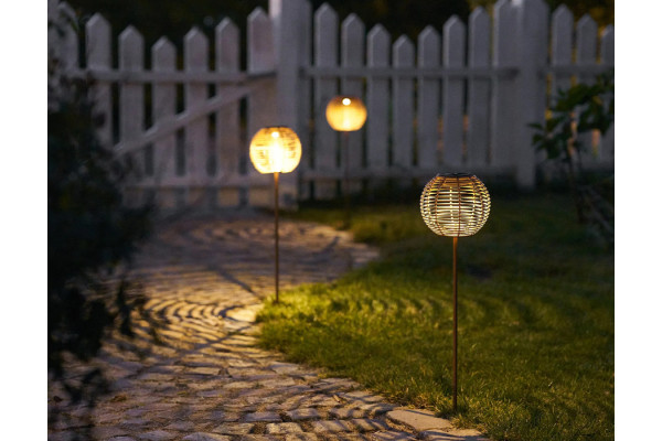 Strand lampe, på spyd, natur